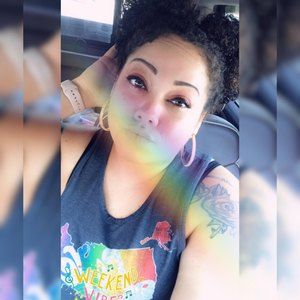 Meet your Posher, Latoya